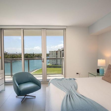 Acqua Bay Luxury Apartments Bay Harbor Islands Extérieur photo