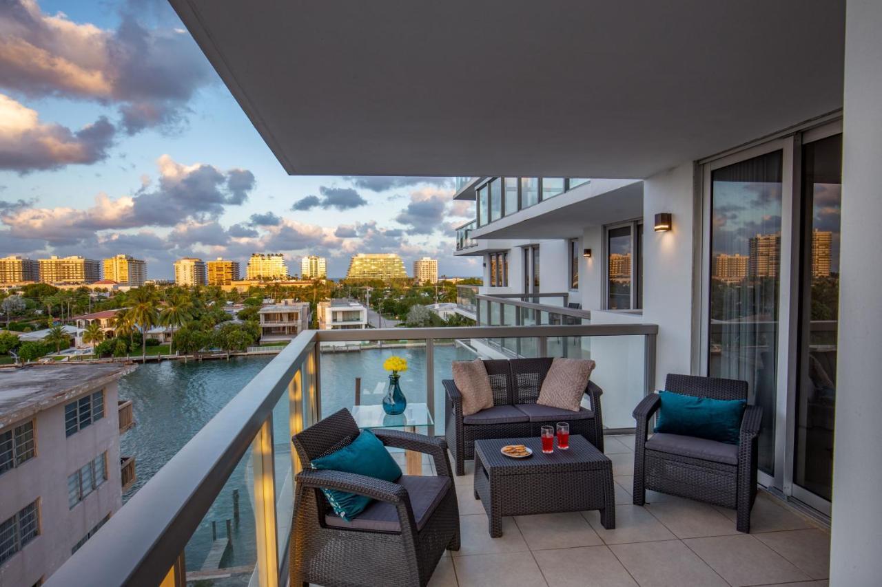 Acqua Bay Luxury Apartments Bay Harbor Islands Extérieur photo